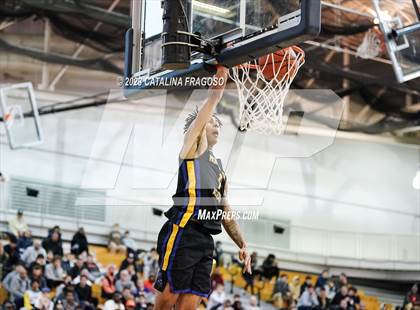 Thumbnail 2 in Montverde Academy vs. Link Academy (Metro Classic) photogallery.
