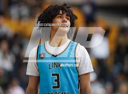 Thumbnail 3 in Montverde Academy vs. Link Academy (Metro Classic) photogallery.