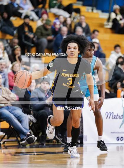Thumbnail 3 in Montverde Academy vs. Link Academy (Metro Classic) photogallery.