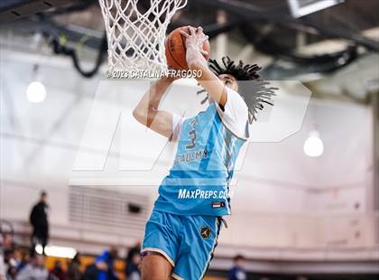 Thumbnail 3 in Montverde Academy vs. Link Academy (Metro Classic) photogallery.
