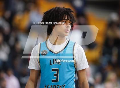 Thumbnail 2 in Montverde Academy vs. Link Academy (Metro Classic) photogallery.