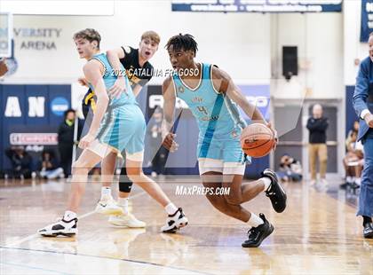 Thumbnail 2 in Montverde Academy vs. Link Academy (Metro Classic) photogallery.