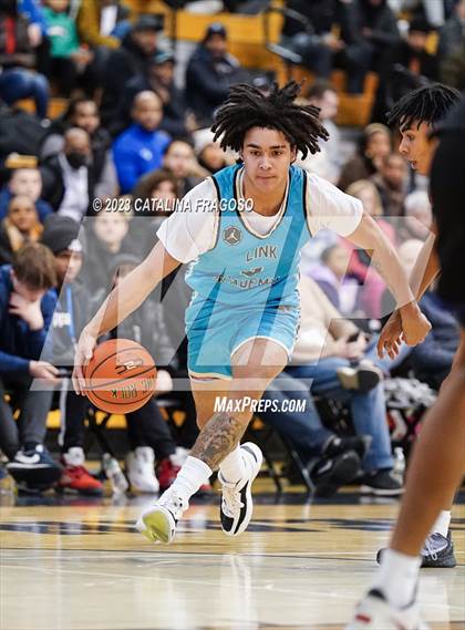 Thumbnail 2 in Montverde Academy vs. Link Academy (Metro Classic) photogallery.