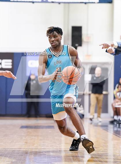 Thumbnail 1 in Montverde Academy vs. Link Academy (Metro Classic) photogallery.