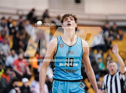 Thumbnail 3 in Montverde Academy vs. Link Academy (Metro Classic) photogallery.