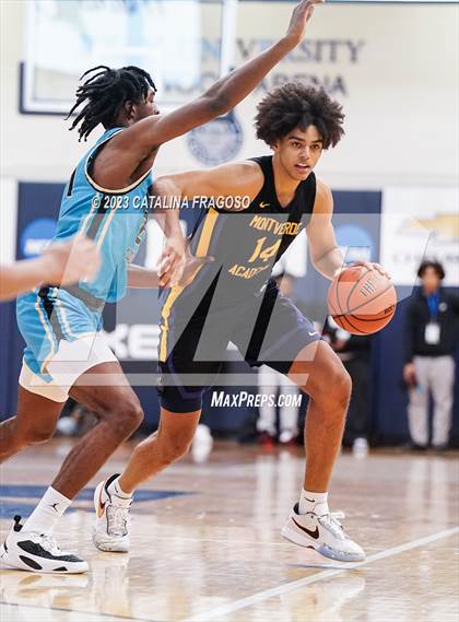 Thumbnail 2 in Montverde Academy vs. Link Academy (Metro Classic) photogallery.
