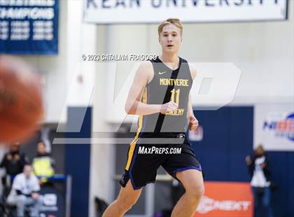 Thumbnail 2 in Montverde Academy vs. Link Academy (Metro Classic) photogallery.