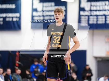 Thumbnail 2 in Montverde Academy vs. Link Academy (Metro Classic) photogallery.