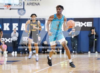 Thumbnail 3 in Montverde Academy vs. Link Academy (Metro Classic) photogallery.