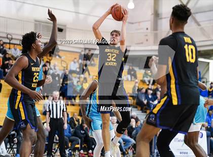 Thumbnail 2 in Montverde Academy vs. Link Academy (Metro Classic) photogallery.