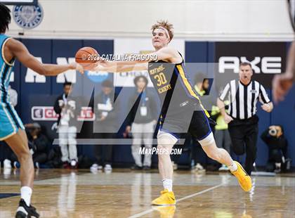 Thumbnail 3 in Montverde Academy vs. Link Academy (Metro Classic) photogallery.