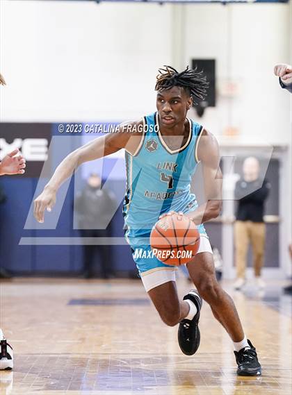 Thumbnail 3 in Montverde Academy vs. Link Academy (Metro Classic) photogallery.