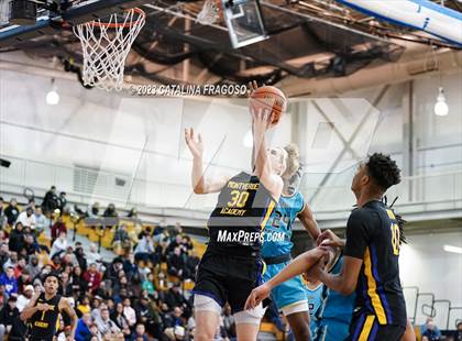 Thumbnail 3 in Montverde Academy vs. Link Academy (Metro Classic) photogallery.