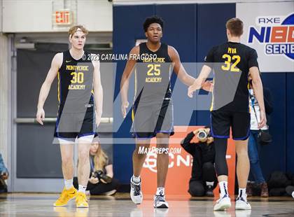 Thumbnail 2 in Montverde Academy vs. Link Academy (Metro Classic) photogallery.