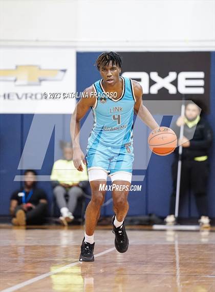 Thumbnail 3 in Montverde Academy vs. Link Academy (Metro Classic) photogallery.