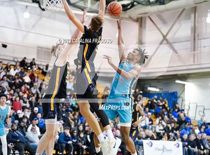 Thumbnail 2 in Montverde Academy vs. Link Academy (Metro Classic) photogallery.