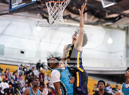 Thumbnail 3 in Montverde Academy vs. Link Academy (Metro Classic) photogallery.