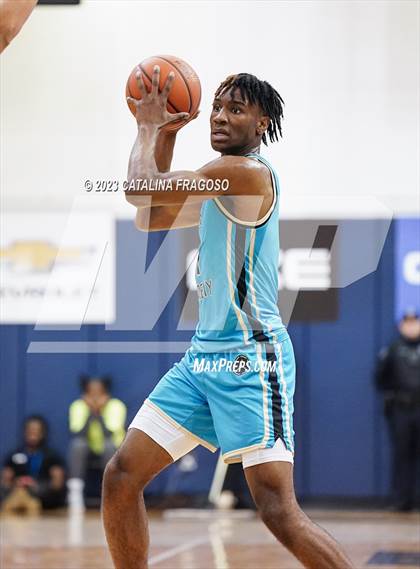 Thumbnail 3 in Montverde Academy vs. Link Academy (Metro Classic) photogallery.