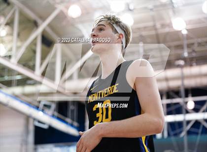 Thumbnail 1 in Montverde Academy vs. Link Academy (Metro Classic) photogallery.