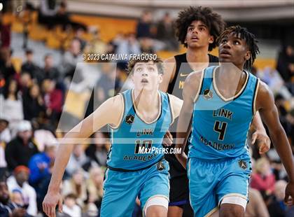 Thumbnail 3 in Montverde Academy vs. Link Academy (Metro Classic) photogallery.