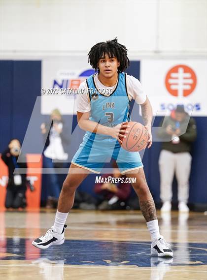Thumbnail 3 in Montverde Academy vs. Link Academy (Metro Classic) photogallery.