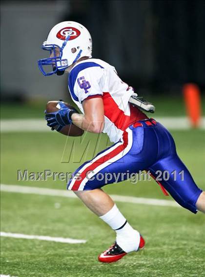 Thumbnail 1 in Port Neches-Groves vs. Gregory-Portland (Dave Campbell's Texas Football Classic) photogallery.