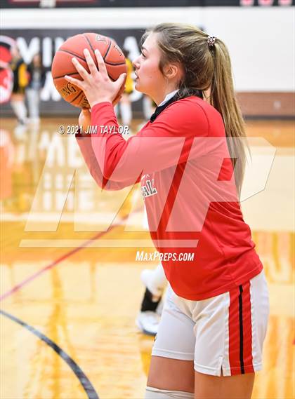 Thumbnail 2 in Muenster vs Cisco (UIL Regional semifinal) photogallery.