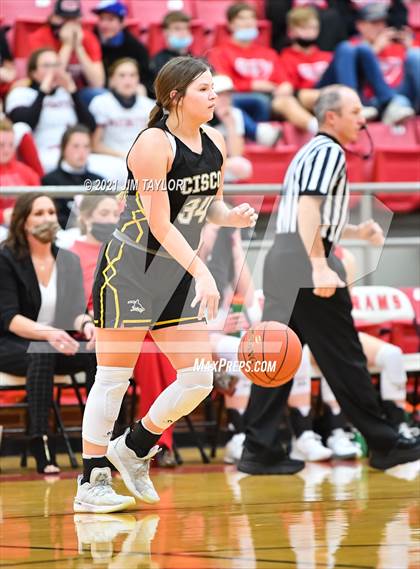 Thumbnail 2 in Muenster vs Cisco (UIL Regional semifinal) photogallery.