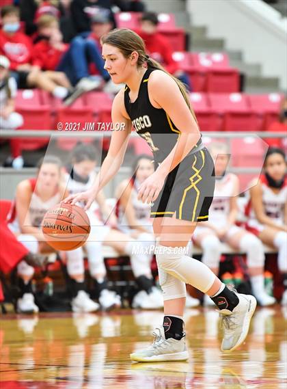 Thumbnail 2 in Muenster vs Cisco (UIL Regional semifinal) photogallery.