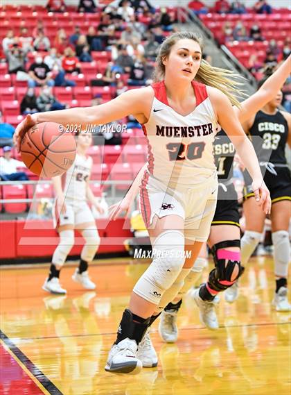 Thumbnail 1 in Muenster vs Cisco (UIL Regional semifinal) photogallery.