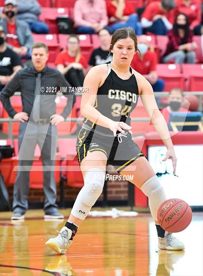 Thumbnail 3 in Muenster vs Cisco (UIL Regional semifinal) photogallery.