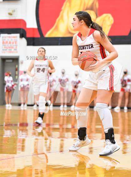 Thumbnail 2 in Muenster vs Cisco (UIL Regional semifinal) photogallery.