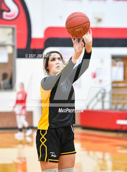 Thumbnail 1 in Muenster vs Cisco (UIL Regional semifinal) photogallery.