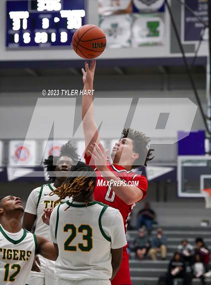Thumbnail 2 in Indianapolis Crispus Attucks vs. Center Grove (Sneakers for Santa Shootout) photogallery.