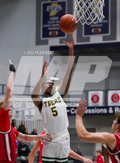 Thumbnail 2 in Indianapolis Crispus Attucks vs. Center Grove (Sneakers for Santa Shootout) photogallery.