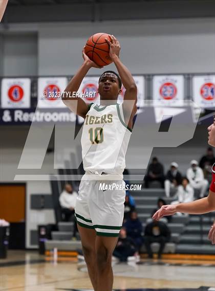 Thumbnail 3 in Indianapolis Crispus Attucks vs. Center Grove (Sneakers for Santa Shootout) photogallery.