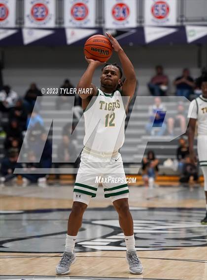 Thumbnail 2 in Indianapolis Crispus Attucks vs. Center Grove (Sneakers for Santa Shootout) photogallery.