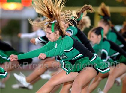 Thumbnail 3 in Buena @ Thousand Oaks photogallery.