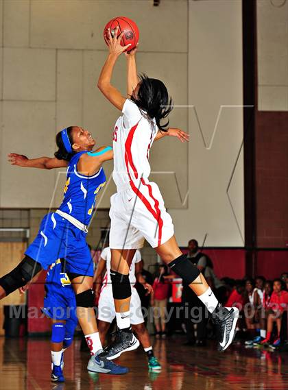 Thumbnail 3 in Serra vs. St. Bernard (CIF SoCal Regional D4 Final) photogallery.