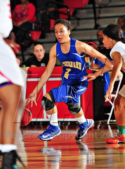 Thumbnail 2 in Serra vs. St. Bernard (CIF SoCal Regional D4 Final) photogallery.