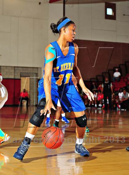 Thumbnail 3 in Serra vs. St. Bernard (CIF SoCal Regional D4 Final) photogallery.