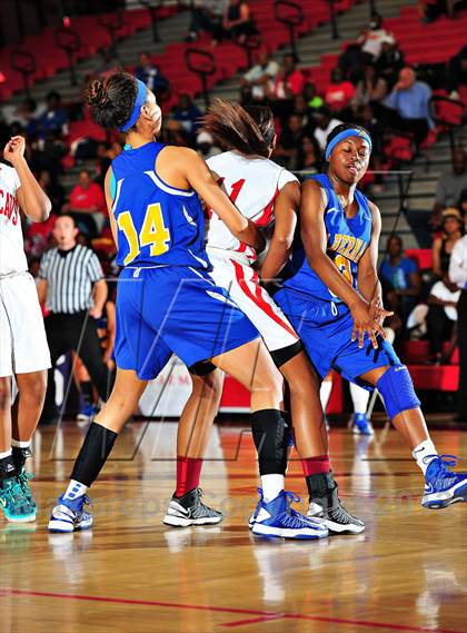 Thumbnail 3 in Serra vs. St. Bernard (CIF SoCal Regional D4 Final) photogallery.