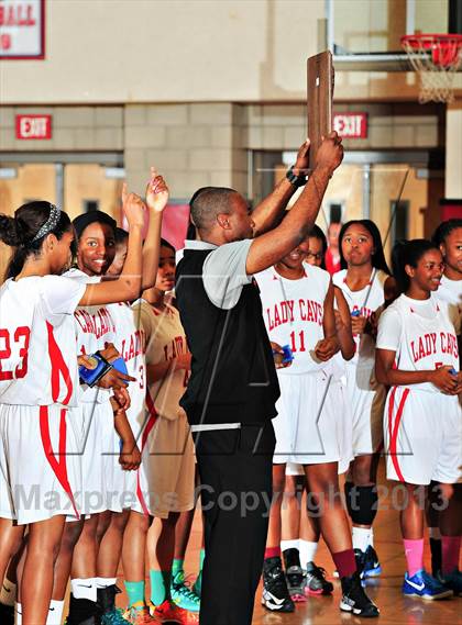 Thumbnail 2 in Serra vs. St. Bernard (CIF SoCal Regional D4 Final) photogallery.