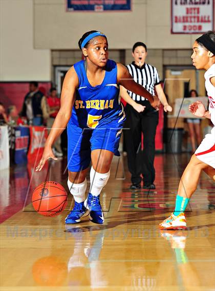 Thumbnail 2 in Serra vs. St. Bernard (CIF SoCal Regional D4 Final) photogallery.