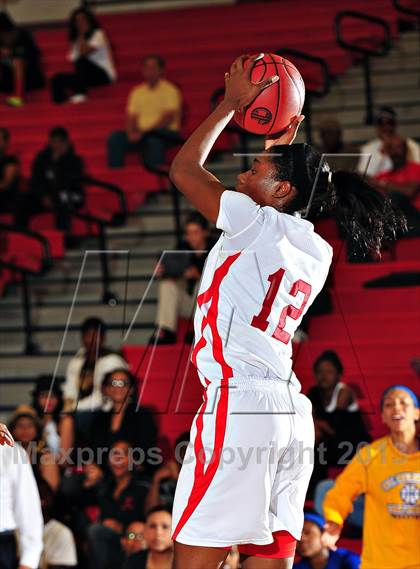 Thumbnail 3 in Serra vs. St. Bernard (CIF SoCal Regional D4 Final) photogallery.
