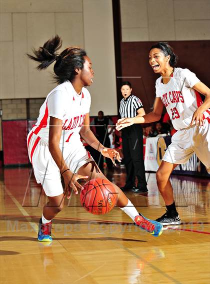Thumbnail 3 in Serra vs. St. Bernard (CIF SoCal Regional D4 Final) photogallery.