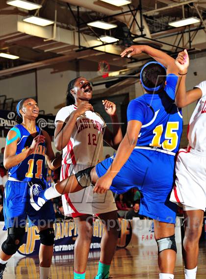 Thumbnail 2 in Serra vs. St. Bernard (CIF SoCal Regional D4 Final) photogallery.