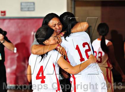 Thumbnail 1 in Serra vs. St. Bernard (CIF SoCal Regional D4 Final) photogallery.