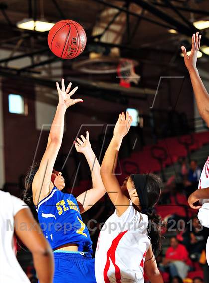 Thumbnail 3 in Serra vs. St. Bernard (CIF SoCal Regional D4 Final) photogallery.