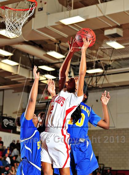 Thumbnail 3 in Serra vs. St. Bernard (CIF SoCal Regional D4 Final) photogallery.